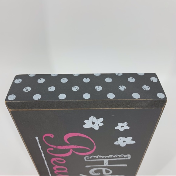'Hello Beautiful' Distressed Look Box Style Wooden Decor Sign - Picture 10 of 15